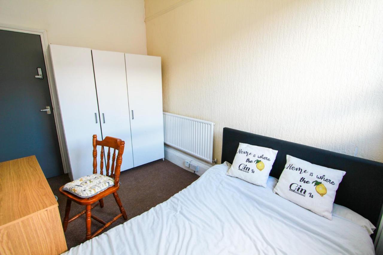 Central Bolton Accommodation Kültér fotó